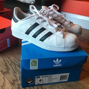 Adidas Superstar